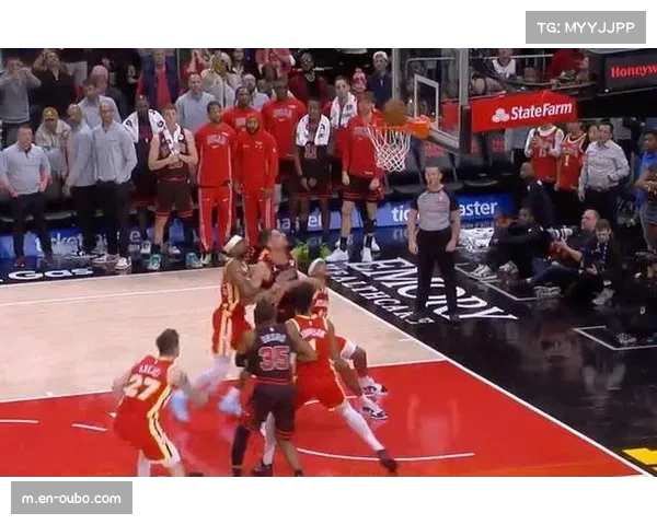 公牛不敌老鹰遭遇连败，附加赛席位争夺形势严峻